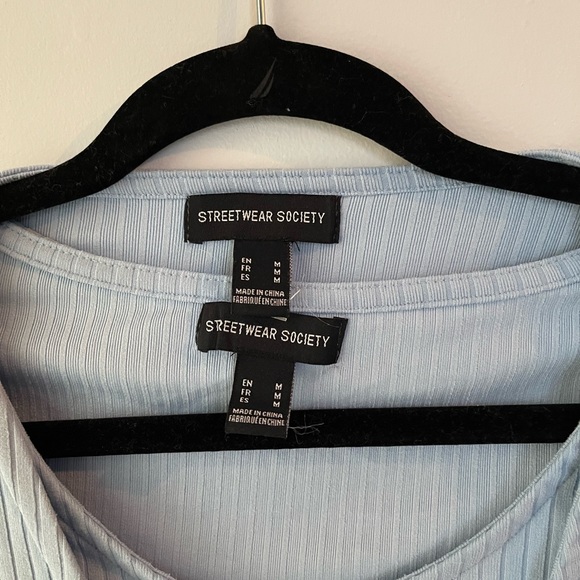 Two piece cropped tee and cardigan set - Picture 2 of 2